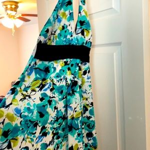 Cute summer dress with shoulder show off